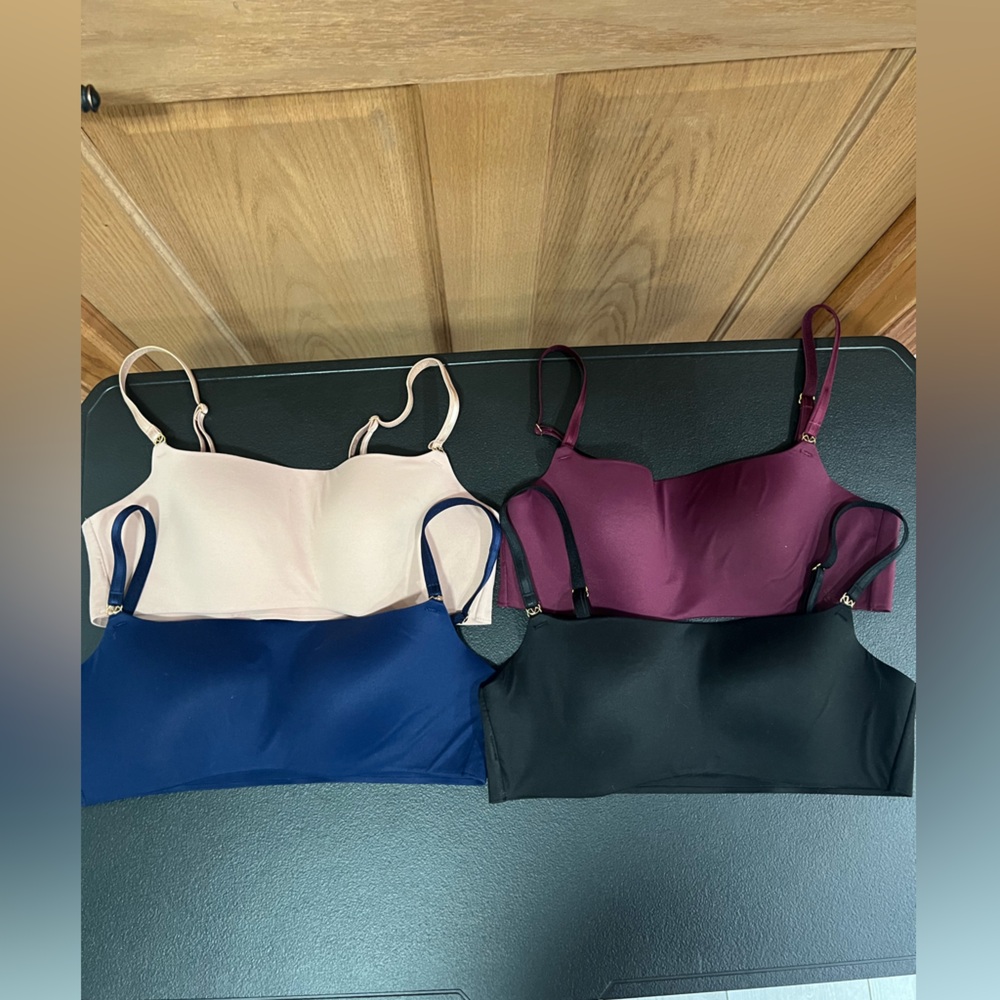 Victoria’s Secret Smooth Straight Neck Lounge Bras, 4 Pack